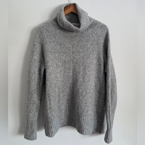 ARITZIA | Community Wool Yak Blend Turtleneck Sweater Gray Sz L - Picture 2 of 5